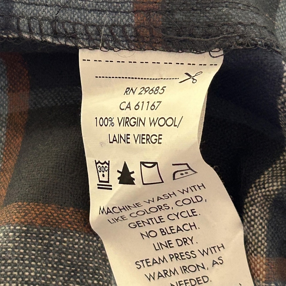 Pendleton Shirt Womens‎ Large Blue Plaid Wool Flannel Button Up Long Sleeve - Picture 4 of 14